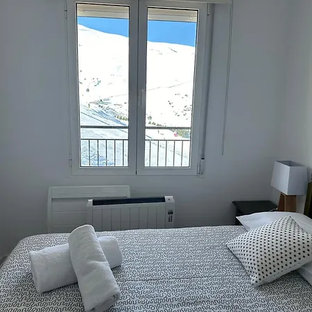 Luxury Zona Baja شقة *